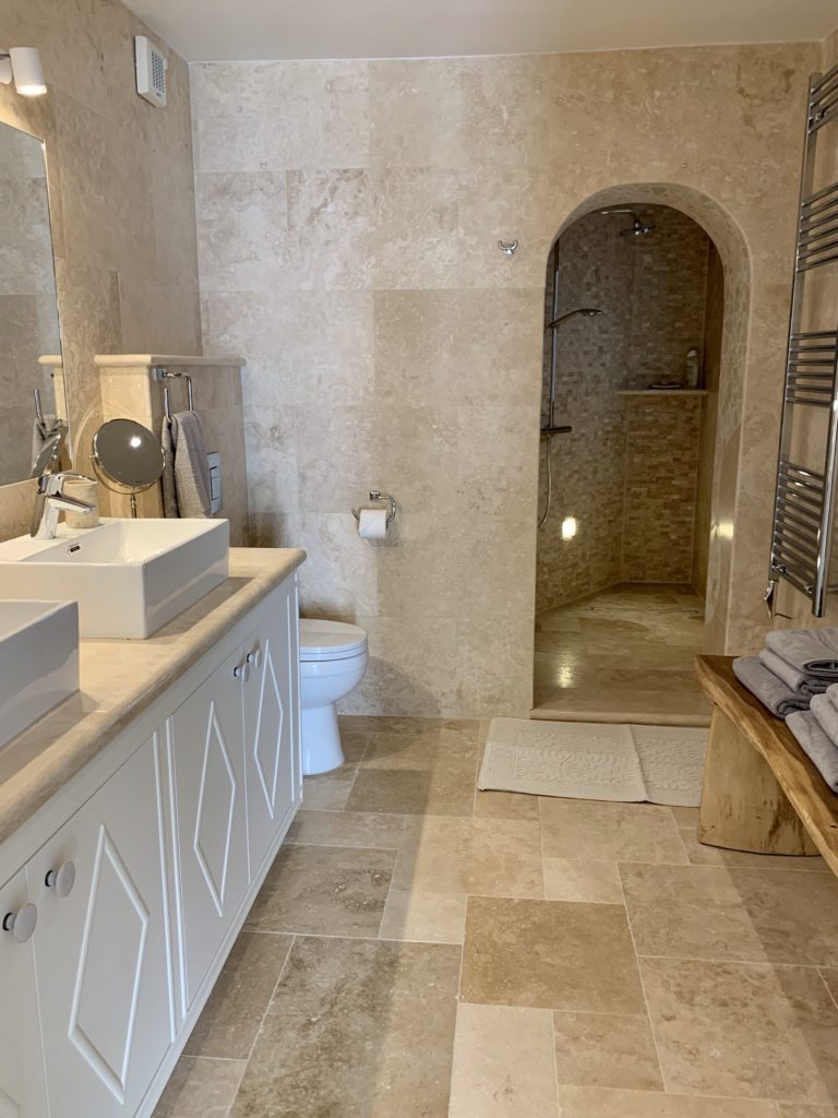 Casa Pantaleo Luxury Villa Bathroom